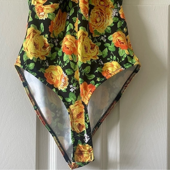 Zara Floral Halter Bodysuit Black Yellow Roses Size S - Picture 6 of 14